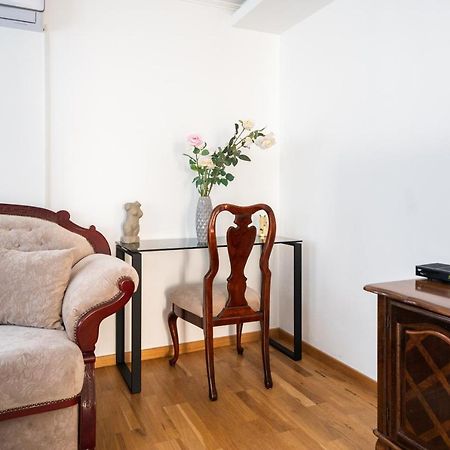 Bright 2Bdr Apartment In The Main Pedestrian Zone Sarajevo Luaran gambar