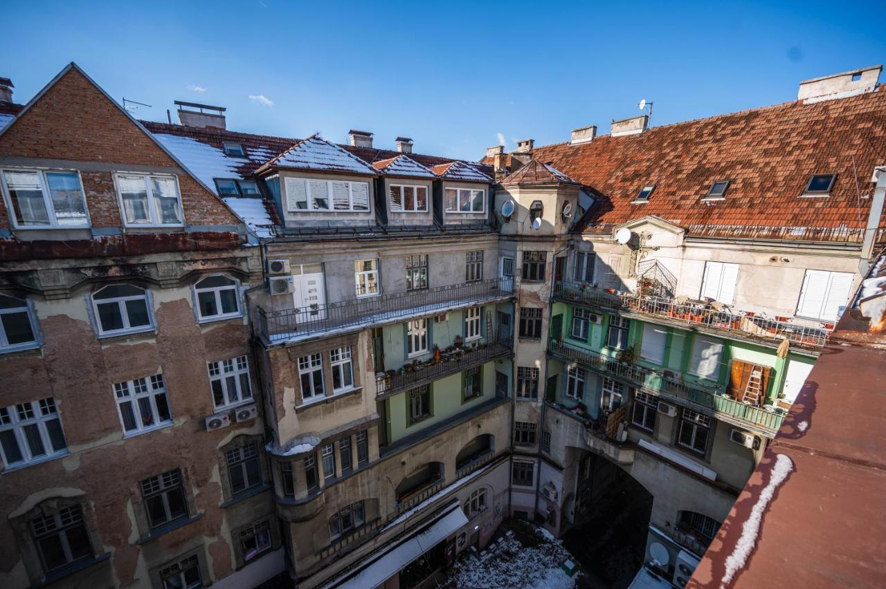 Bright 2Bdr Apartment In The Main Pedestrian Zone Sarajevo Luaran gambar