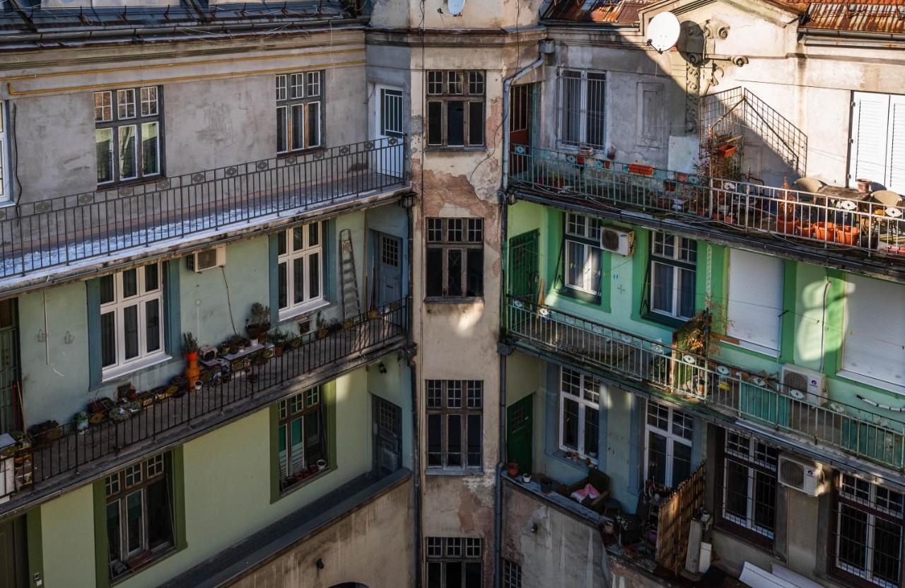 Bright 2Bdr Apartment In The Main Pedestrian Zone Sarajevo Luaran gambar