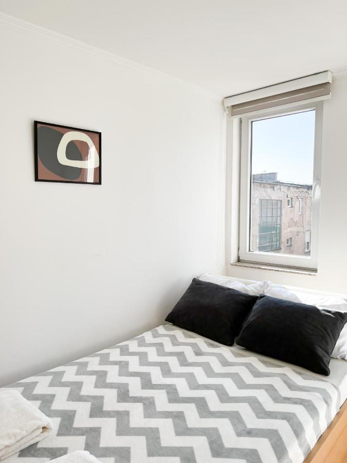 Bright 2Bdr Apartment In The Main Pedestrian Zone Sarajevo Luaran gambar